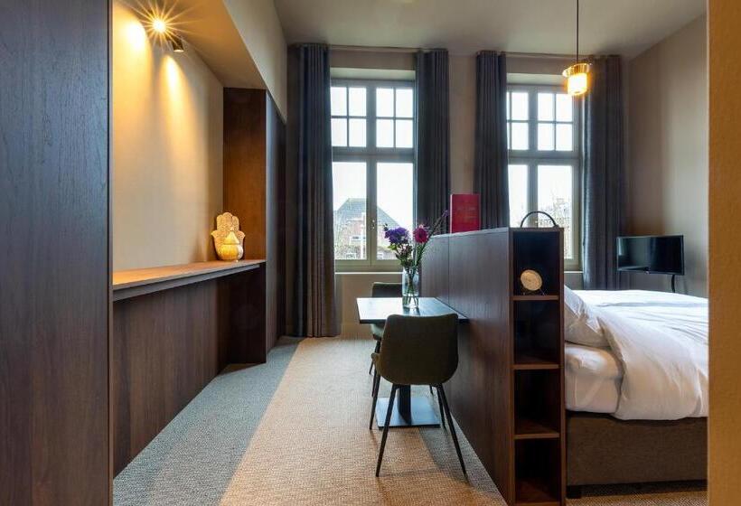 سوییت لوکس, New Park Edition Adults Only