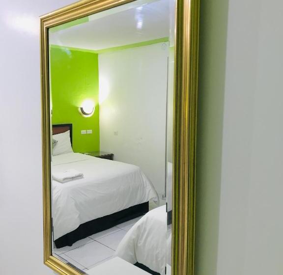 ファミリールーム, Accel Hotel La Quinta