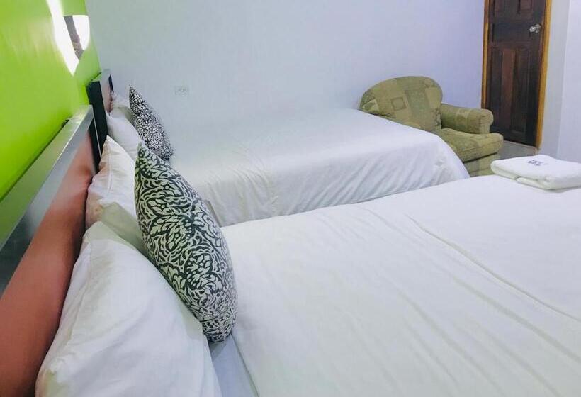 스탠다드 트리플 룸, Accel Hotel La Quinta