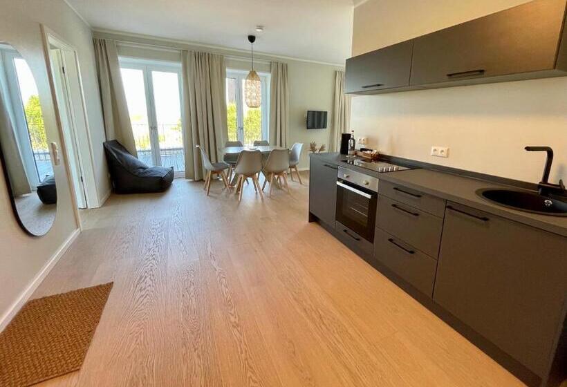 شقة غرفتين, Westeroog