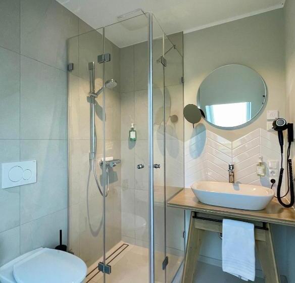 غرفة قياسية, Westeroog