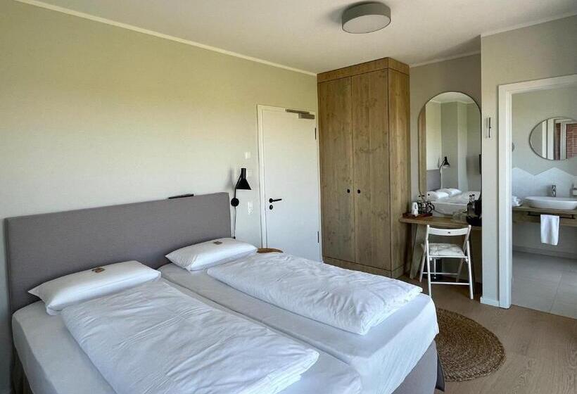 غرفة قياسية مزوَّدة بشُرفة, Westeroog