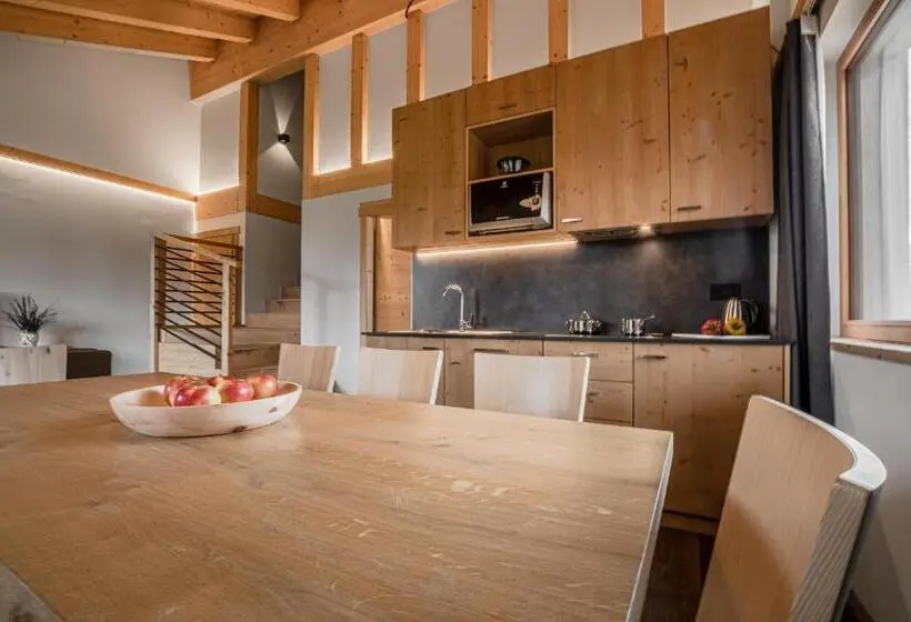 ３ベッドルームアパートメント, Chalet Alpenrose