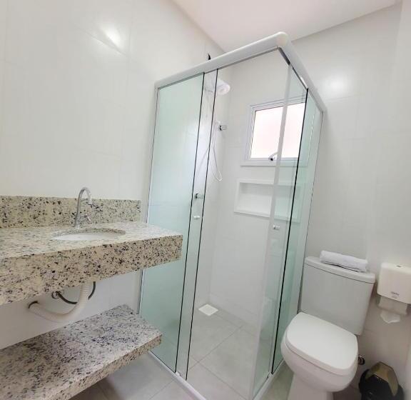 استودیوی استاندارد, Hospeda Mariscal Flat