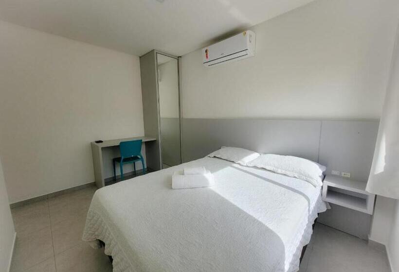 استودیوی استاندارد, Hospeda Mariscal Flat