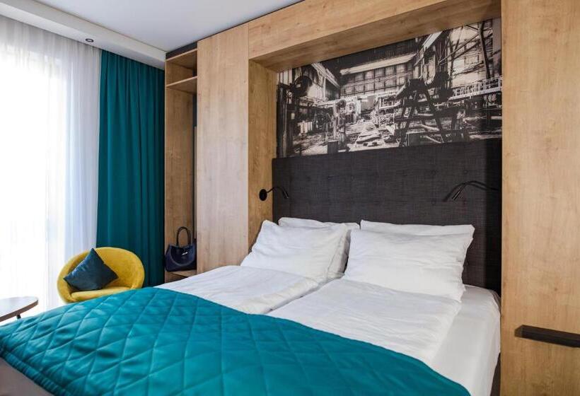 스탠다드 싱글 룸, Das Steinmuller