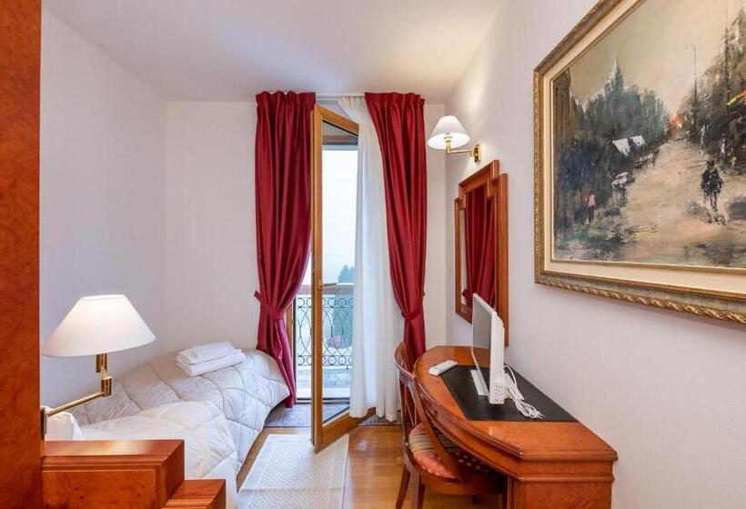 חדר סטנדרט יחיד עם מרפסת, Fuori Città