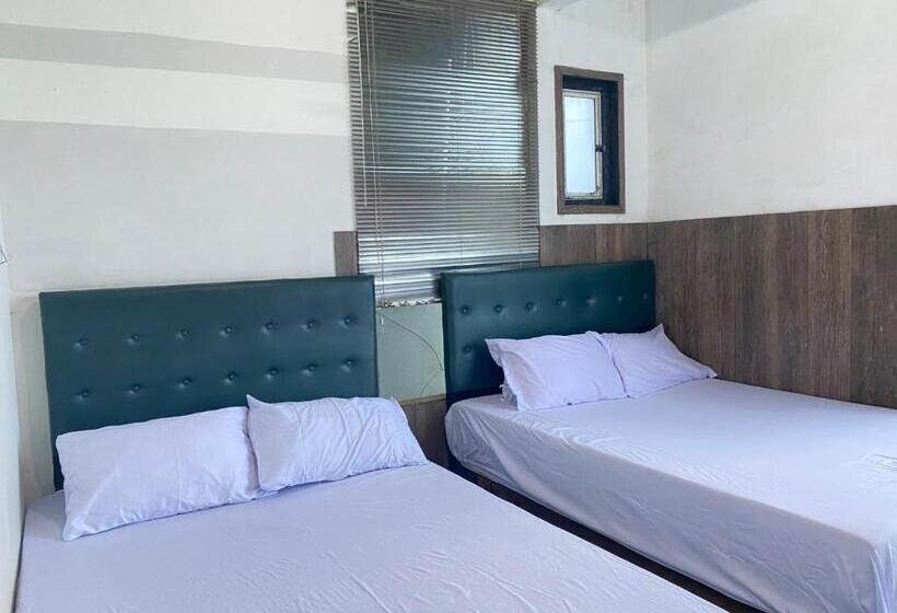 غرفة عائلية, Homestay Batu Kelir Syariah Dieng Mitra Reddoorz