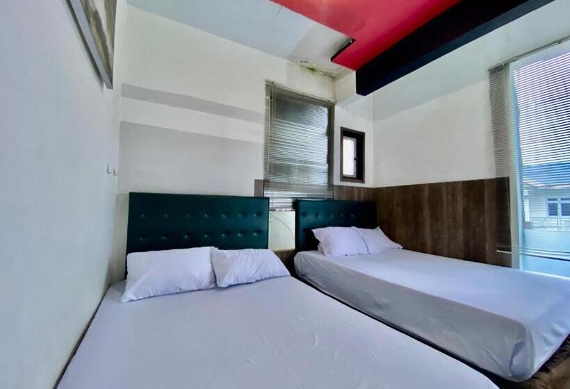 غرفة عائلية, Homestay Batu Kelir Syariah Dieng Mitra Reddoorz