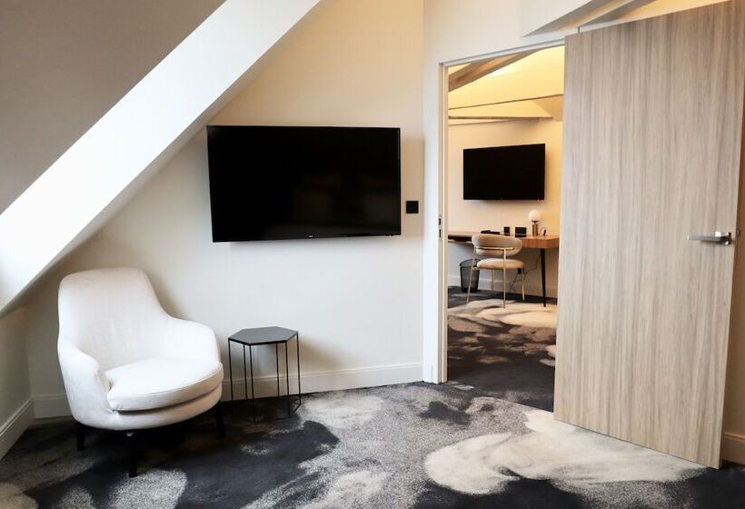 جناح, Les Tresorieres