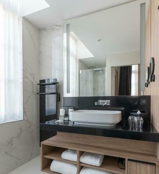 غرفة ديلوكس, Les Tresorieres