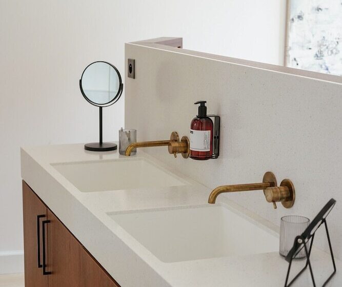 اتاق لوکس با بالکن, Lola Boutique Hôtel   Bordeaux Centre