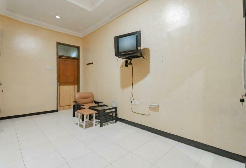 수피리어 룸, Markoni Pamanukan Mitra Reddoorz