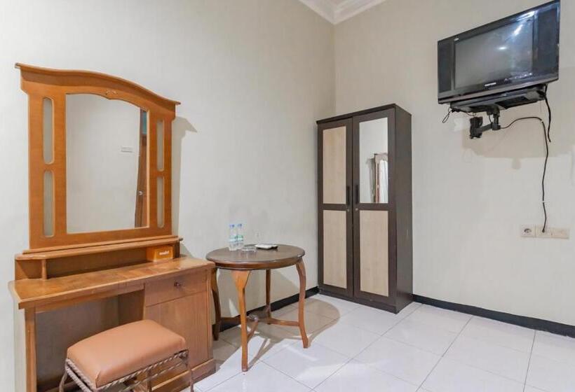 수피리어 룸, Markoni Pamanukan Mitra Reddoorz