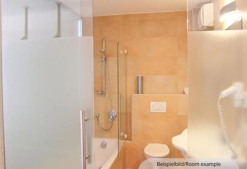 Standard Kolmen Hengen Huone, Sporthotel Shanti