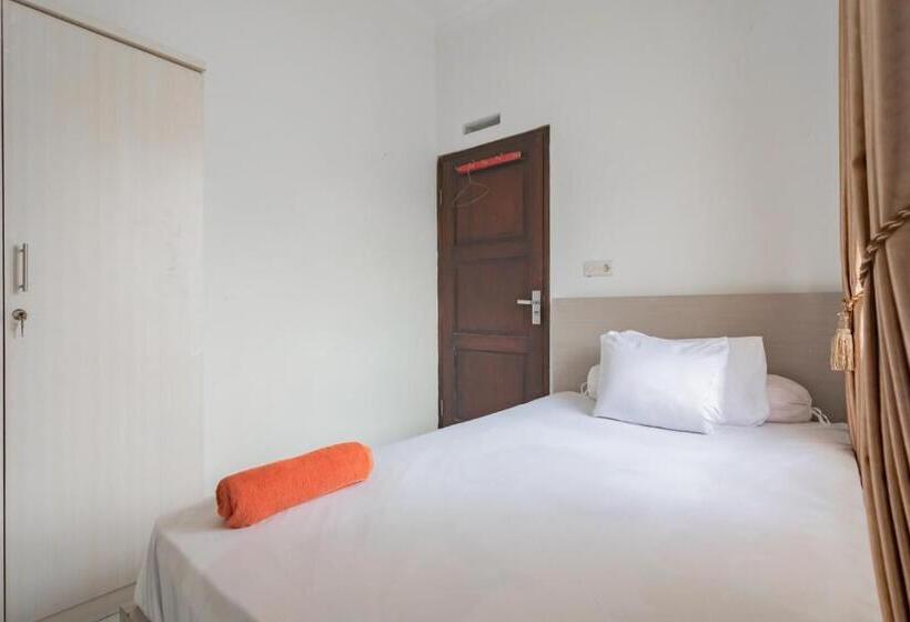 Номер Стандарт Совместная Ванная, Small Homestay Syariah Sikembar Ciwidey Mitra Reddoorz