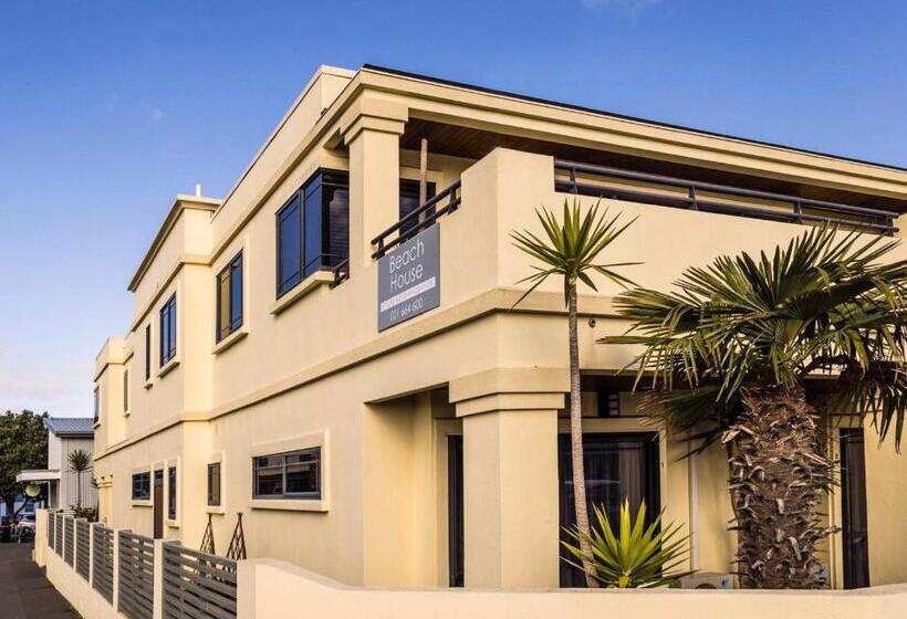 اتاق لوکس با تخت بزرگ, Beach House Studios