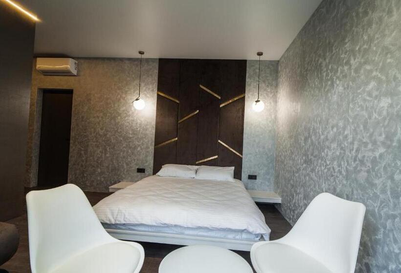 디럭스 룸, Sofa Boutique Hotel & Spa