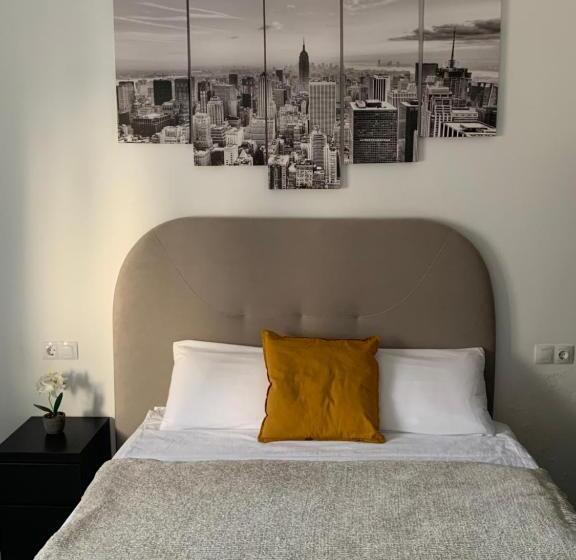 شقة غرفة واحدة, Villa Rosaura