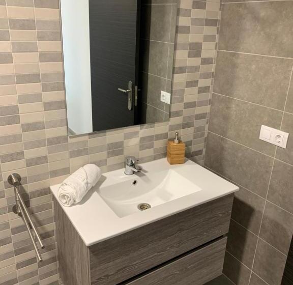 شقة غرفة واحدة, Villa Rosaura