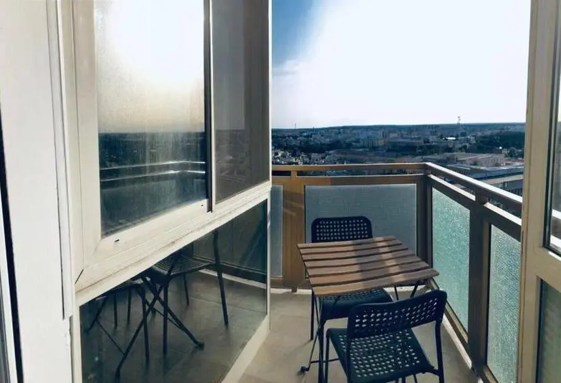 اتاق لوکس با بالکن و چشمانداز دریا, Panorama Lecce