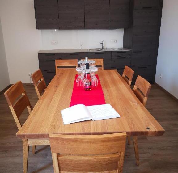 Номер Стандарт, Weingut Lichtscheidl