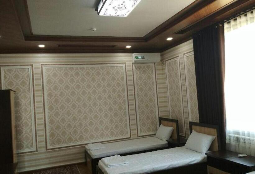 四人标准间, Hostel Farovon