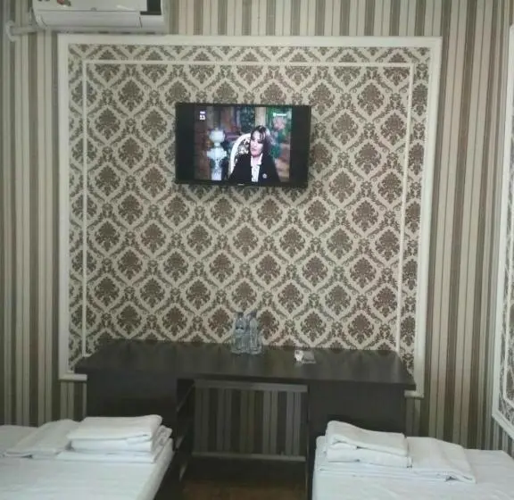 Quarto standard, Hostel Farovon