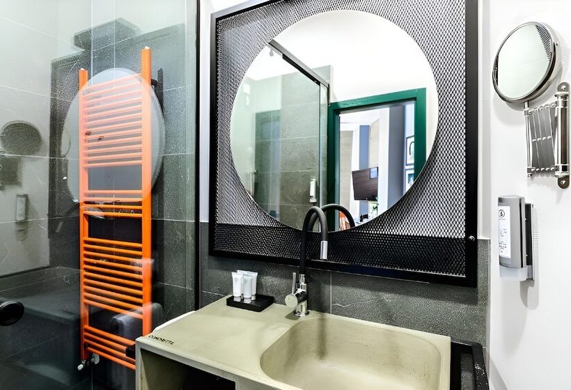 غرفة قياسية, Cota1110