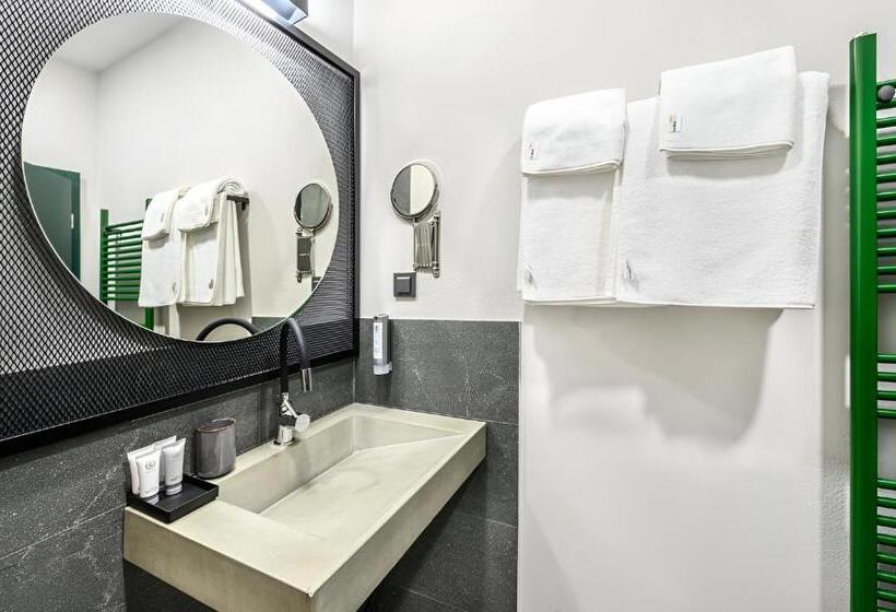 غرفة قياسية, Cota1110