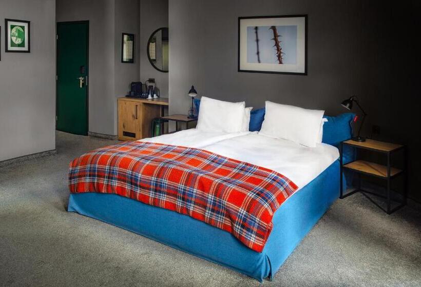 غرفة ديلوكس, Cota1110