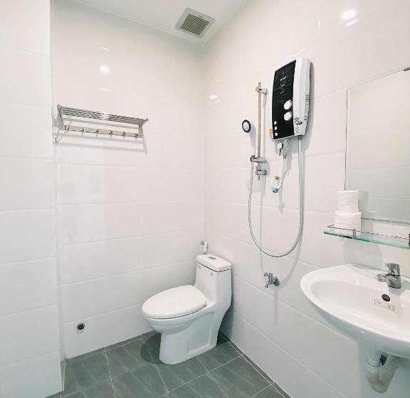 اتاق استاندارد با تخت بزرگ, New