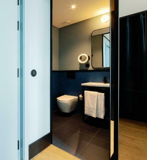 جناح جونيور ديلوكس, The Editory Riverside, Santa Apolonia