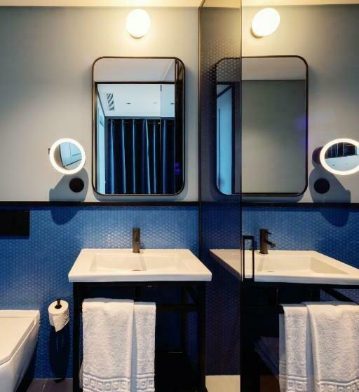 غرفة سوبيريور مطلّة علي النهر, The Editory Riverside, Santa Apolonia