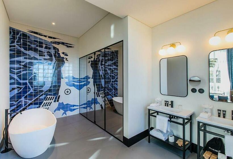 جناح سرير كينج, The Editory Riverside, Santa Apolonia