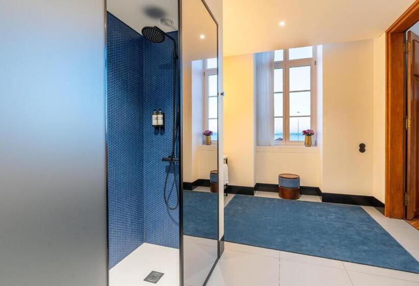 جناح سرير كينج, The Editory Riverside, Santa Apolonia