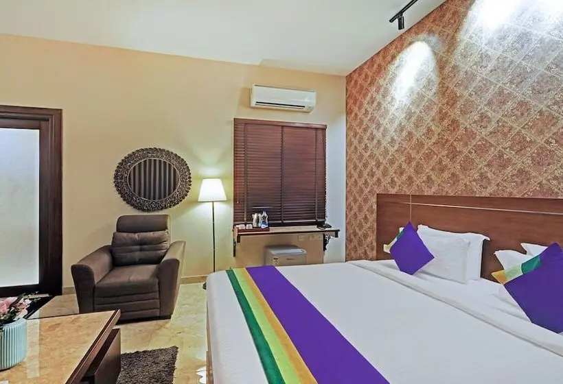 デラックスルーム, Treebo Premium Villa Escape In With Pool View