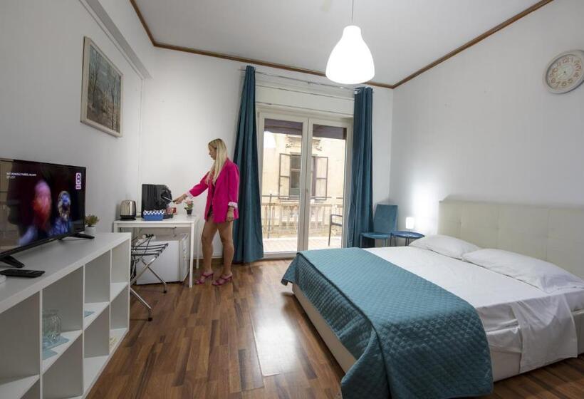 테라스 스위트, Doctor House Standard, Suites & Luxury Rooms