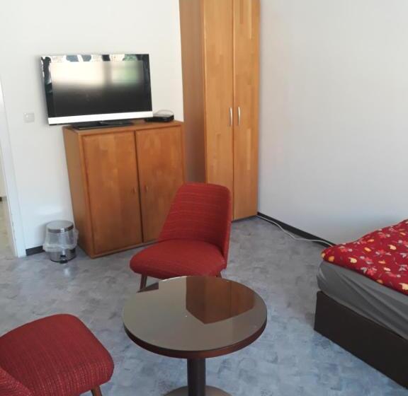 חדר סטנדרט חדר אמבטיה משותף, Lucky Hostel