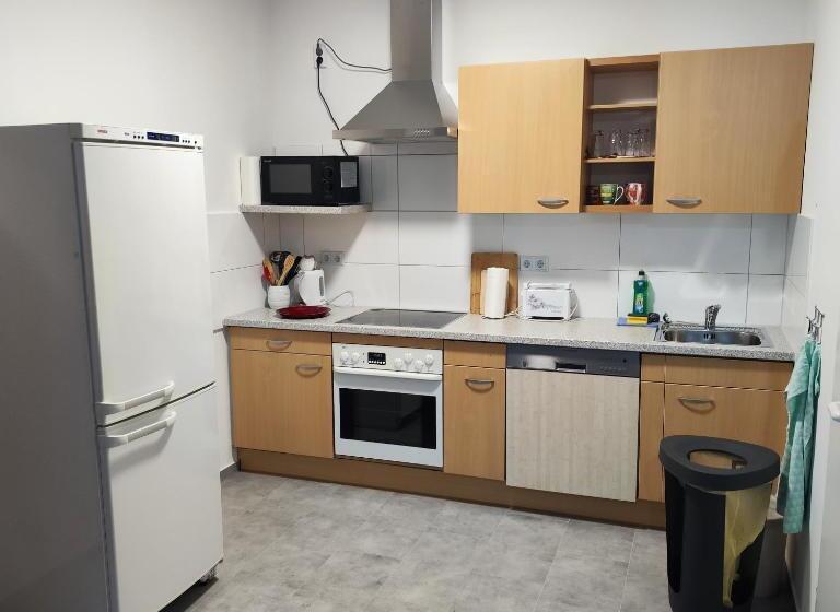 Трехместный Номер Комфорт, Lucky Hostel