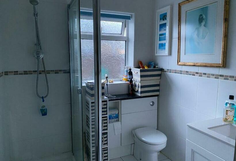 标准间, Pagham Getaways