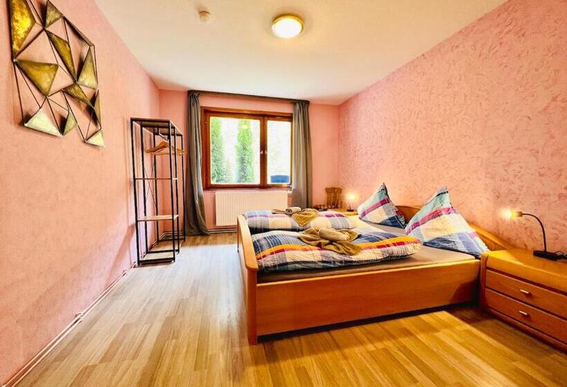 スイート（家族用）, Vor Lauter Bäumen B&b