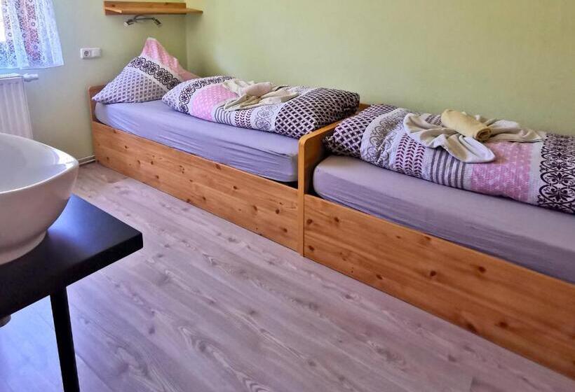 スイート（家族用）, Vor Lauter Bäumen B&b