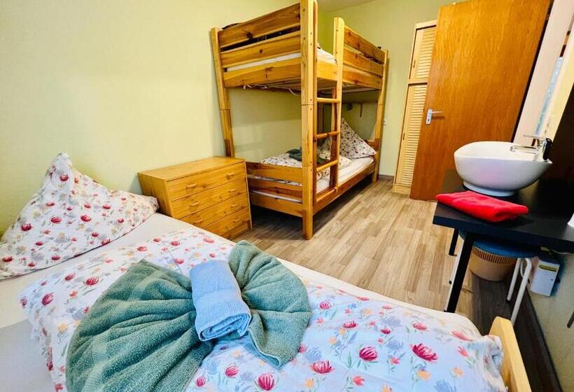 Family Suite, Vor Lauter Bäumen B&b