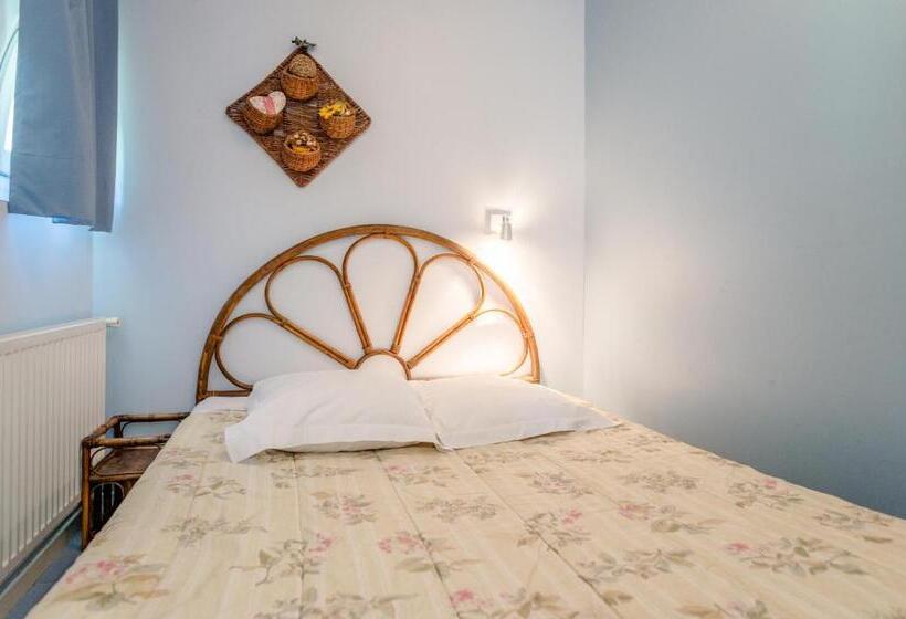 Семейный Номер, Gite De Pontgibaud