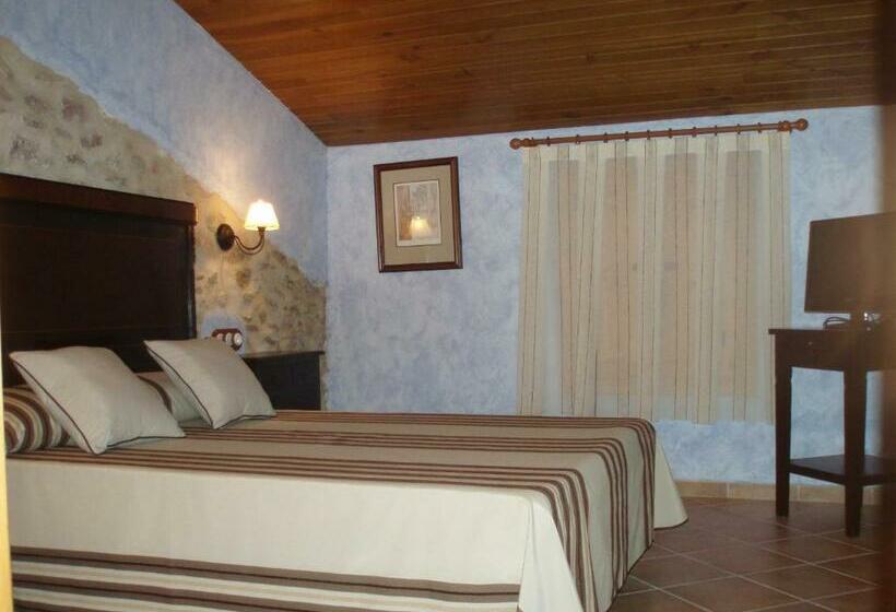 غرفة قياسية ثلاثية, L  Artesà Turisme Rural