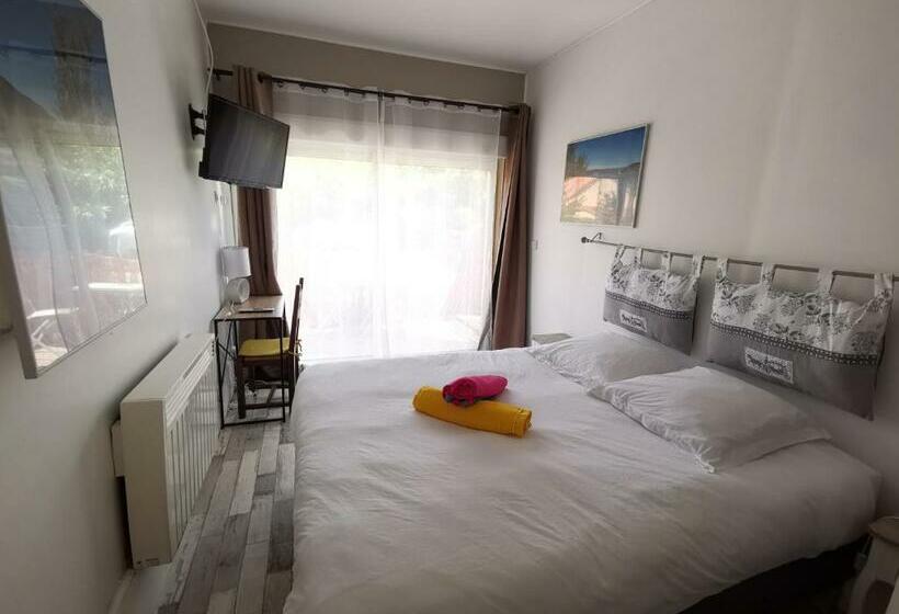 Номер Стандарт, Hotes Octon