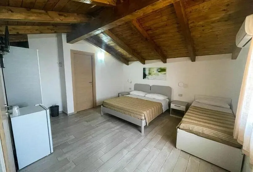 Triple Room Sea View, Tramonti D Oro