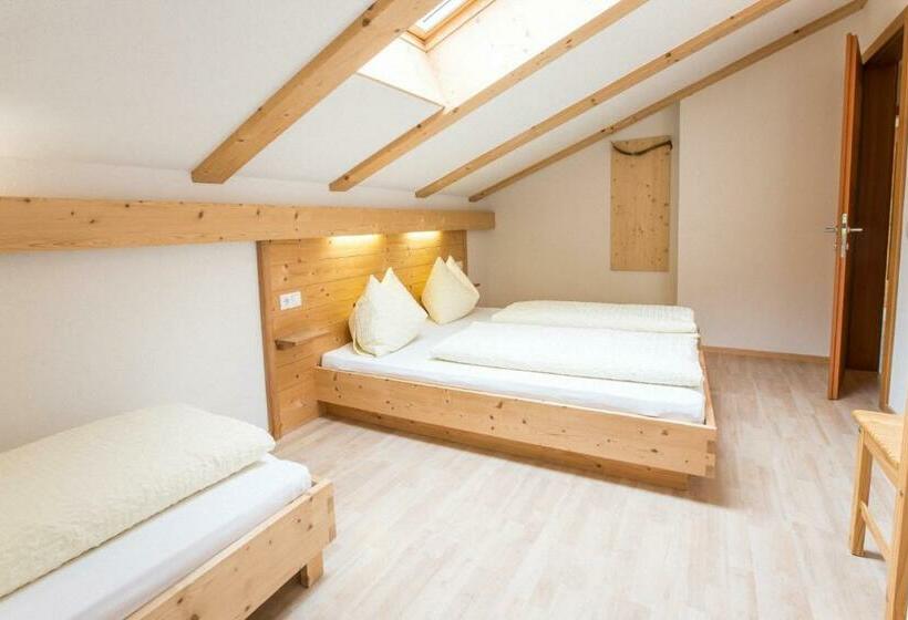 침실 1개 아파트, Morigglhof