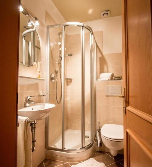 דירת שני חדרים, Mutznhof